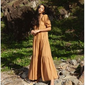 NWT Daughters of India Sahana Gown